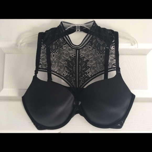 Victoria’s Secret ‘Very Sexy’ Push Up Bra - Picture 2 of 7
